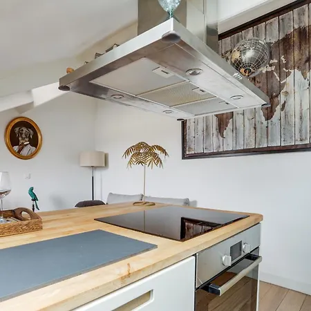 Le Marquiis-versailles * Versailles